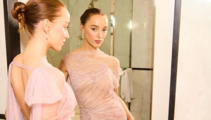 Dynevor Phoebe Dynevor Phoebe