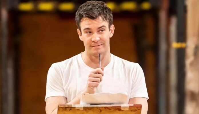 Luke Thompson Luke Thompson