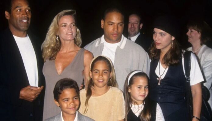 Jason Simpson With His Father, Step Mother And Siblings Jason Simpson With His Father, Step Mother And Siblings