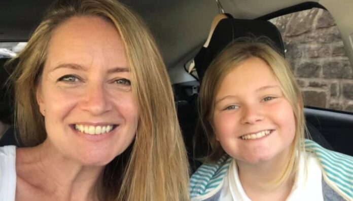 Beccy Barr With Her Daughter Beccy Barr With Her Daughter