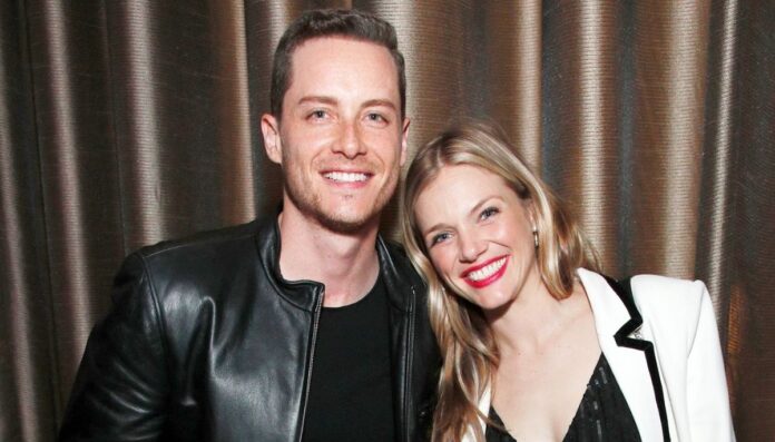 Jesse Lee Soffer with his girlfriend, Tracy Spiridakos Jesse Lee Soffer with his girlfriend, Tracy Spiridakos