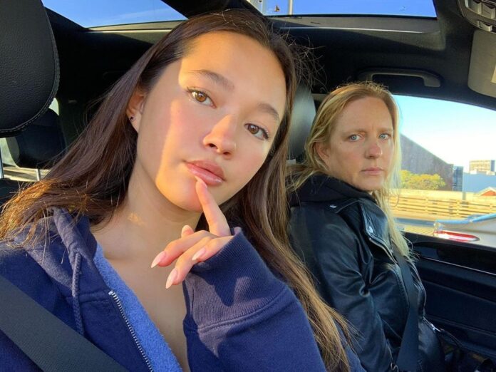 Lily Chee With Her Mom Lily Chee With Her Mom