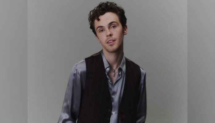 British trans actor, Misia Butler's age is in early 20s British trans actor, Misia Butler's age is in early 20s