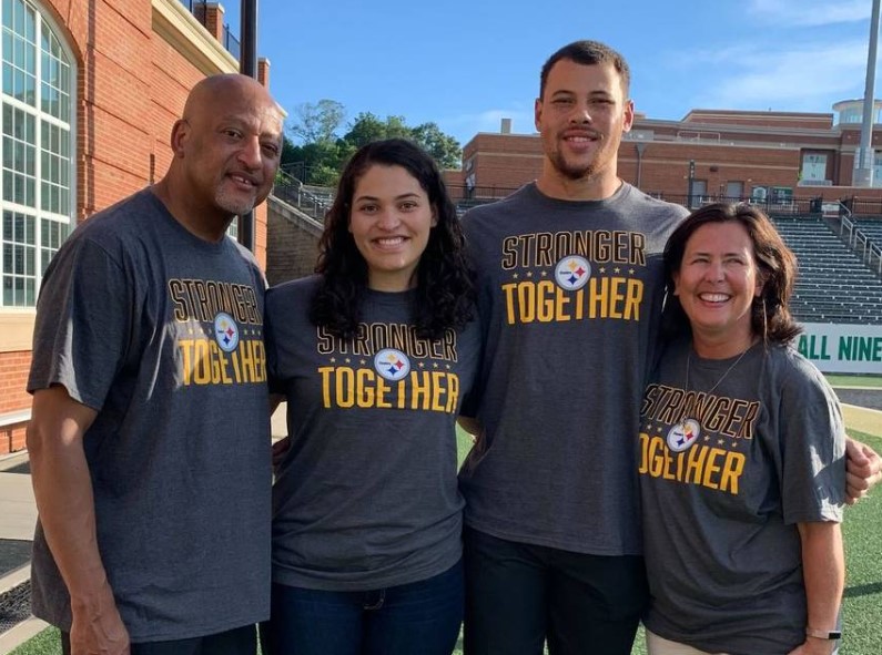 Alex Highsmith with his parents Sam and Pam and his sister, Lauryn