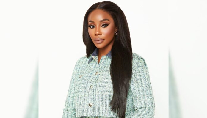 Jassi Rideaux is the CEO of Rideaux Hair, Rideaux Properties, and Chateau Rideaux Network Jassi Rideaux is the CEO of Rideaux Hair, Rideaux Properties, and Chateau Rideaux Network