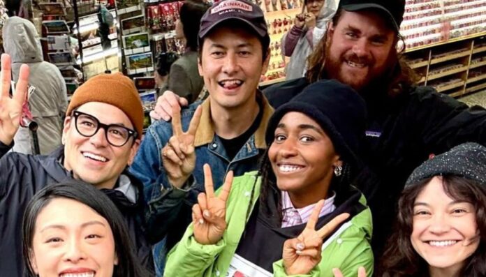 Ayo Edebiri With Her Rumored Boyfriend And Friends In Taiwan Ayo Edebiri With Her Rumored Boyfriend And Friends In Taiwan