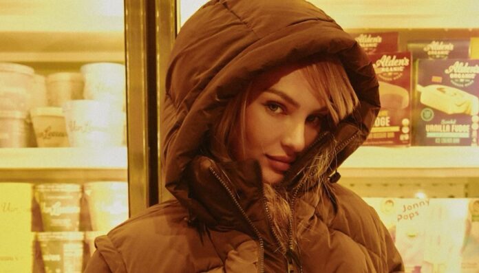 The Beautiful Candice Swanepoel The Beautiful Candice Swanepoel