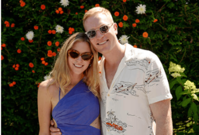 Francis Ellis has gotten a divorce with his former wife Sierra DeRose. Francis Ellis has gotten a divorce with his former wife Sierra DeRose.