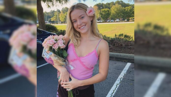 Lexi Minetree has achieved a huge success in her young age Lexi Minetree has achieved a huge success in her young age